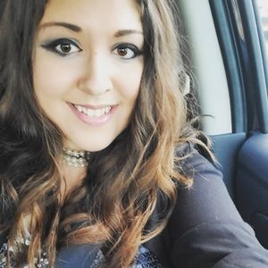 Meet your Posher, Arielle